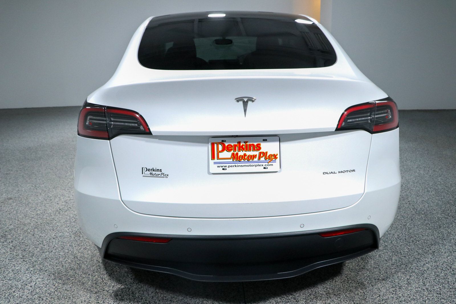 Used 2021 Tesla Model Y Long Range AWD/4WD image 8