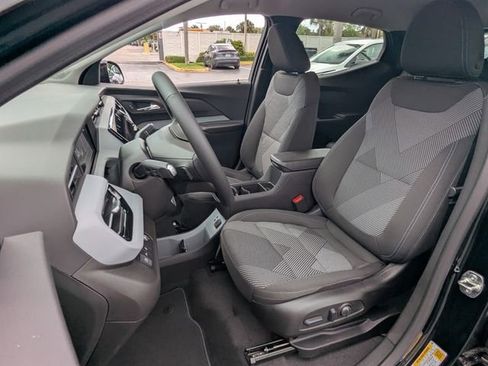 New 2027 Chevrolet Bolt LT w/ Comfort Package FWD image 5