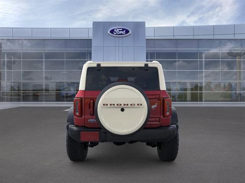 New 2026 Ford Bronco Outer Banks w/ Sasquatch Package AWD/4WD image 5