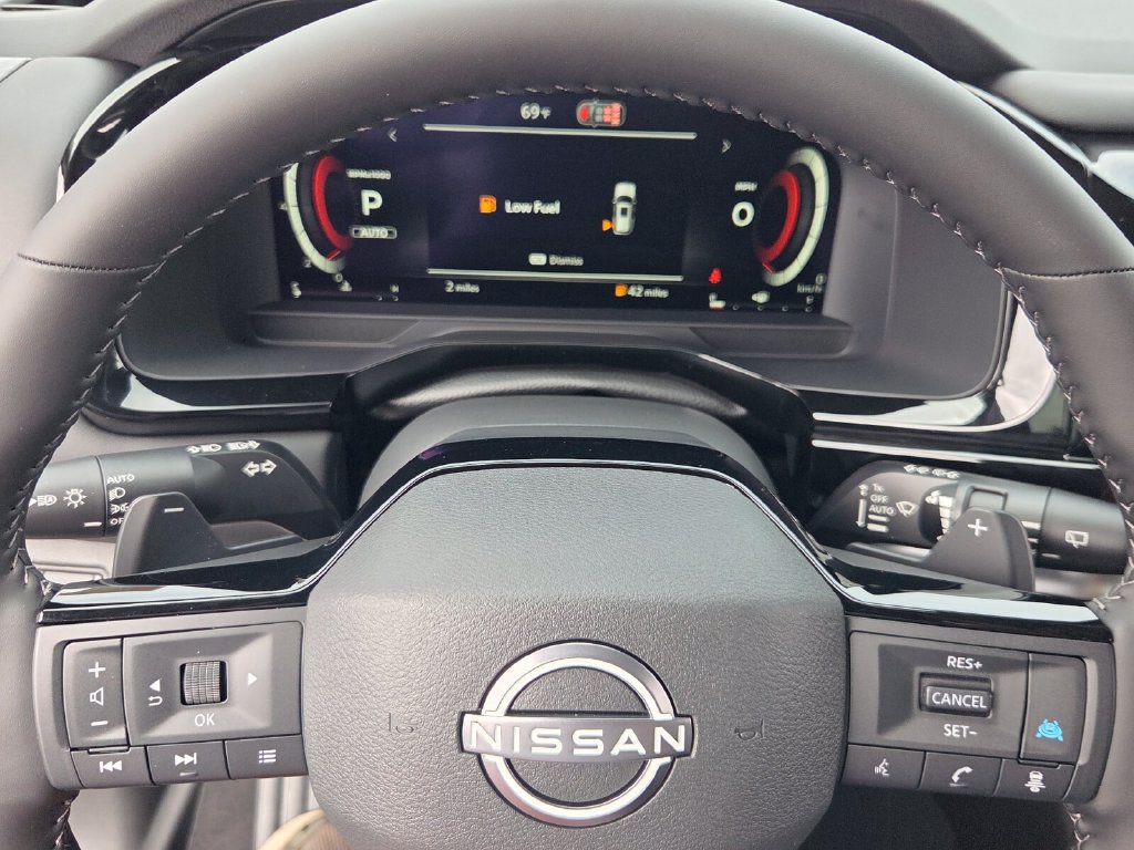 New 2026 Nissan Pathfinder Platinum AWD/4WD image 25