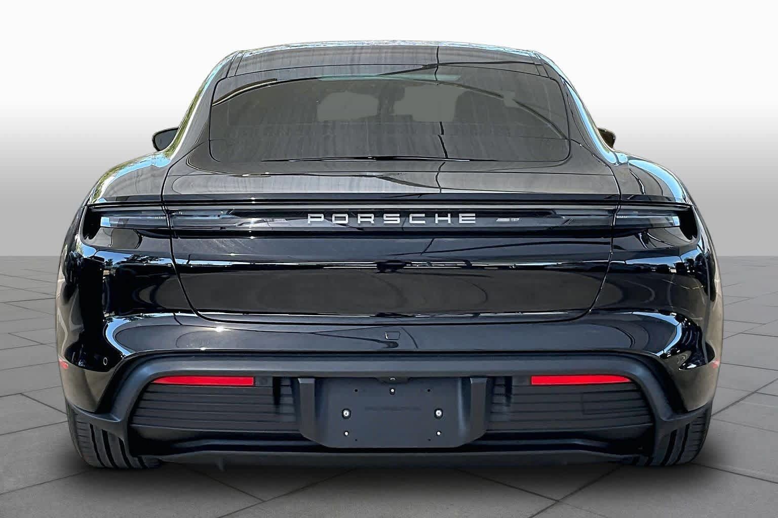 Used 2025 Porsche Taycan RWD image 4