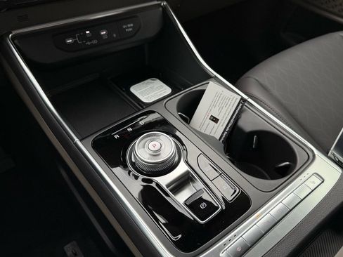 New 2026 Kia Carnival EX image 12