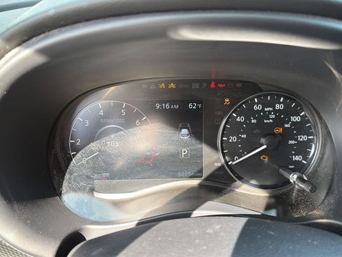 Used 2023 Nissan Kicks SV FWD image 5