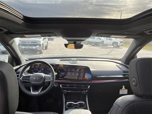 New 2026 Chevrolet Traverse Z71 w/ Enhanced Driving Package image 19