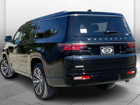 New 2025 Jeep Wagoneer L Series II image 3