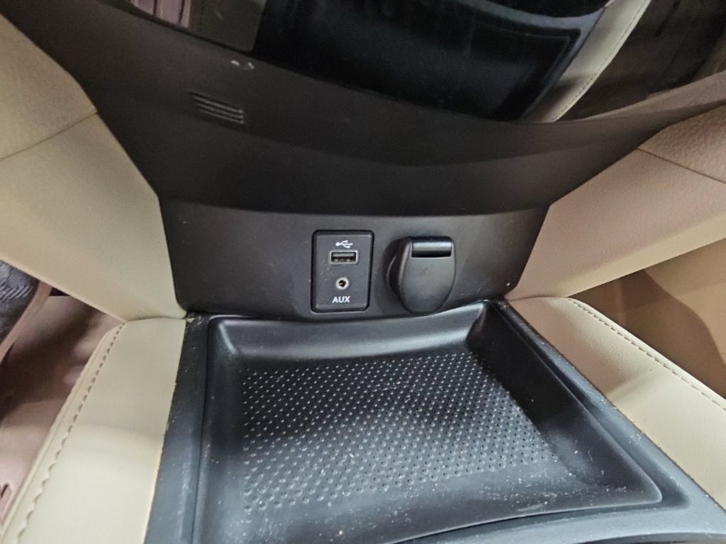 Used 2017 Nissan Rogue SL w/ SL Premium Package FWD image 20