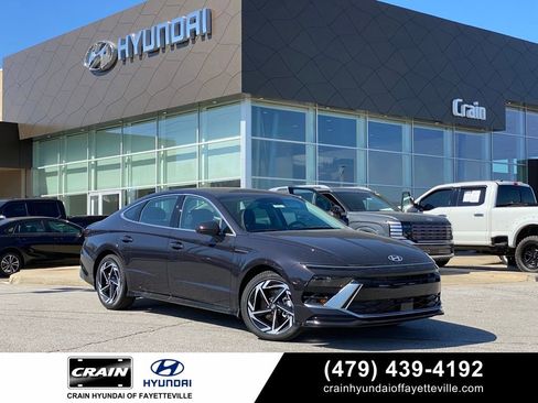 New 2026 Hyundai Sonata SEL FWD image 1
