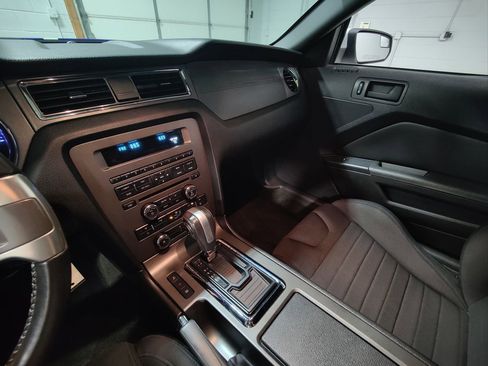 Used 2014 Ford Mustang GT w/ Brembo Brake Package image 27