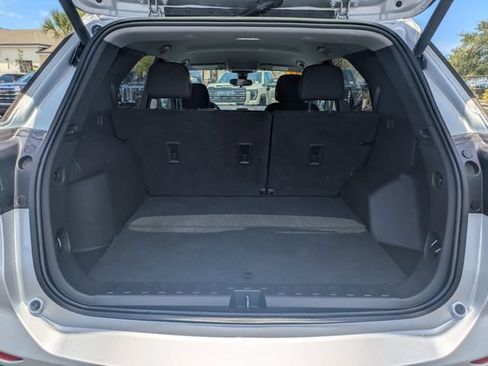 Used 2022 Chevrolet Equinox LT FWD image 16