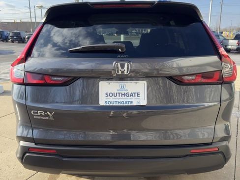 Certified 2025 Honda CR-V LX image 4