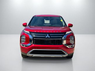Used 2025 Mitsubishi Outlander SE FWD video 2