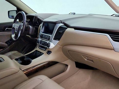 Used 2019 GMC Yukon SLT w/ Open Road Package AWD/4WD image 27