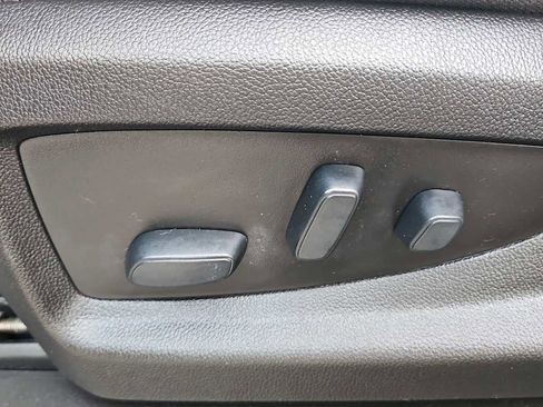 Used 2018 Chevrolet Suburban LS w/ Enhanced Driver Alert Package image 15