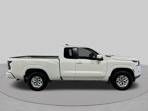 Certified 2024 Nissan Frontier SV w/ Technology Package AWD/4WD image 41