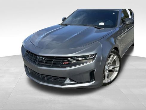 Used 2021 Chevrolet Camaro LT w/ RS Package image 9