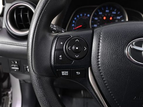 Used 2014 Toyota RAV4 XLE AWD/4WD image 32