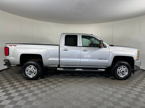 Used 2018 Chevrolet Silverado 2500 LT w/ All Star Edition AWD/4WD image 6