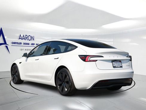 Used 2025 Tesla Model 3 Long Range AWD/4WD image 2