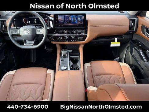 New 2026 Nissan Pathfinder Platinum image 17