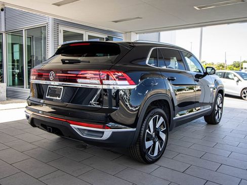 New 2026 Volkswagen Atlas Cross Sport SEL AWD/4WD image 2
