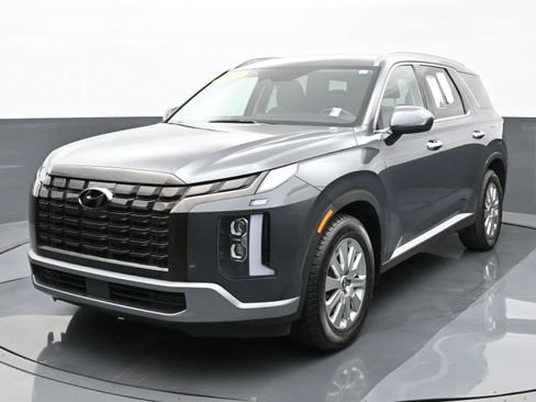 Used 2023 Hyundai Palisade SEL image 4