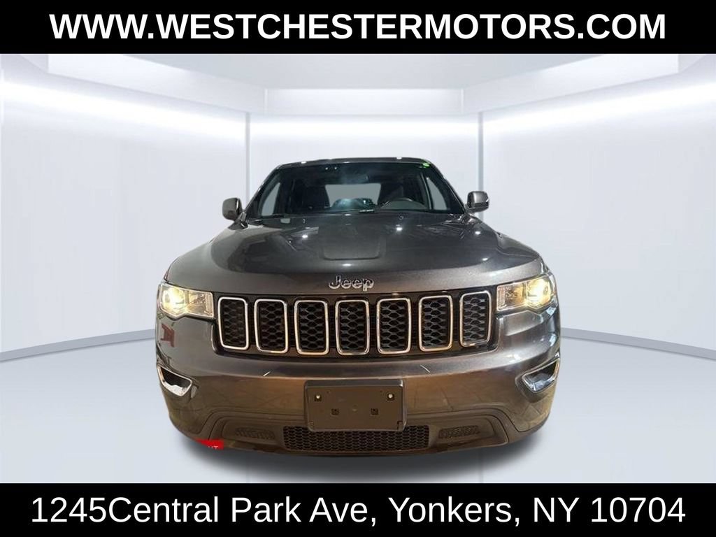 Used 2021 Jeep Grand Cherokee Laredo AWD/4WD image 2