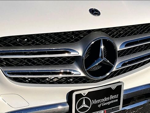 Used 2019 Mercedes-Benz GLC 300 image 29