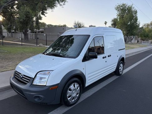 Used 2011 Ford Transit Connect XL FWD image 2