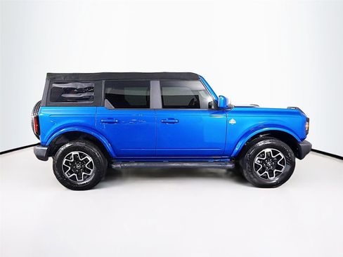 Used 2022 Ford Bronco Outer Banks AWD/4WD image 8