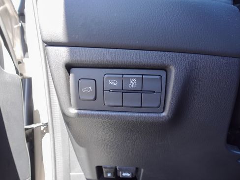 Used 2025 MAZDA CX-5 AWD 2.5 S w/ Preferred Package image 18