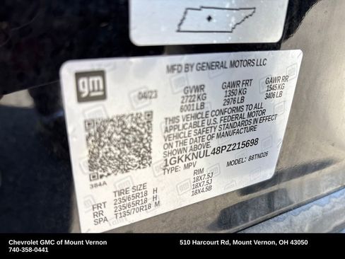 Used 2023 GMC Acadia SLT w/ LPO, Floor Liner Package AWD/4WD image 48