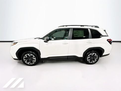 Used 2026 Subaru Forester Premium AWD/4WD image 8