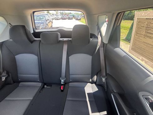 Used 2025 Kia Soul LX w/ LX Technology Package FWD image 36