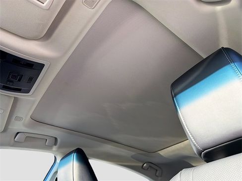 Used 2022 Lexus ES 350 Ultra Luxury image 27