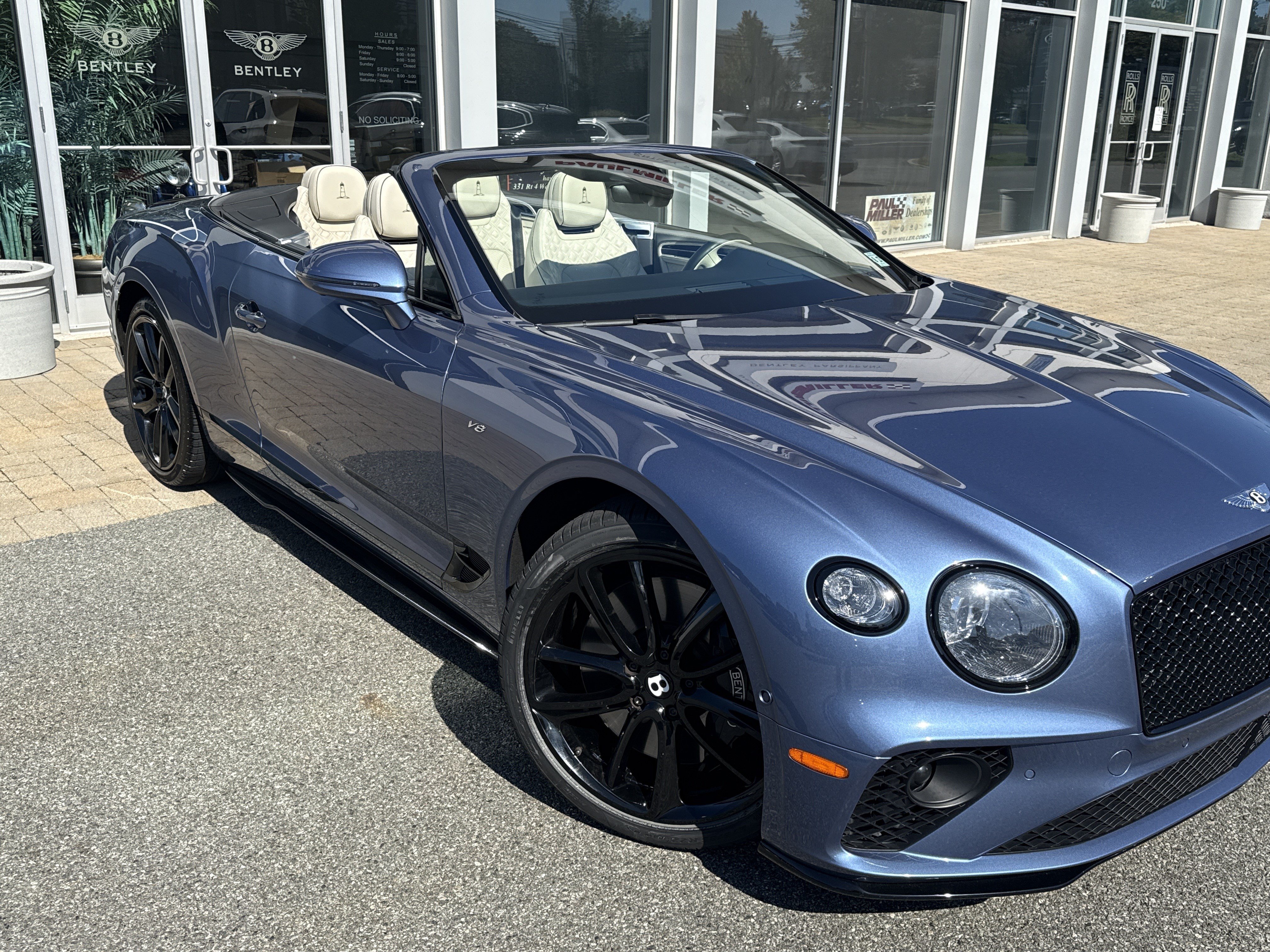 Used 2022 Bentley Continental GT AWD/4WD image 58