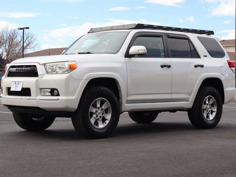 Used 2010 Toyota 4Runner SR5 image 11