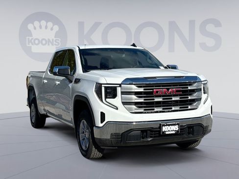 New 2026 GMC Sierra 1500 SLE image 10