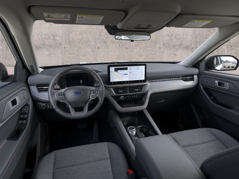 Used 2026 Ford Explorer Active RWD image 9