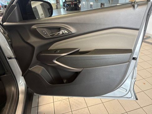 Used 2026 Chevrolet Trax ACTIV w/ Driver Confidence Package FWD image 30