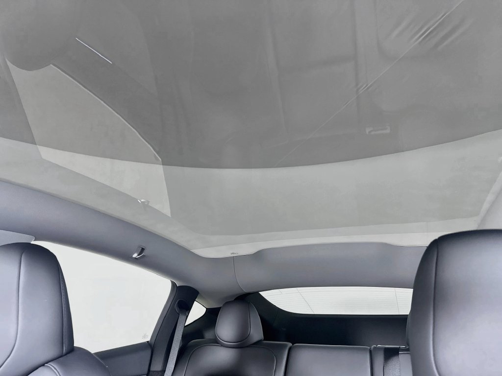 Used 2026 Tesla Model Y AWD image 23