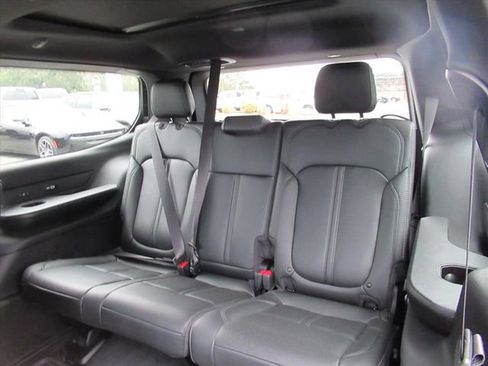 New 2026 Jeep Grand Wagoneer 2WD w/ Premium Group I image 34
