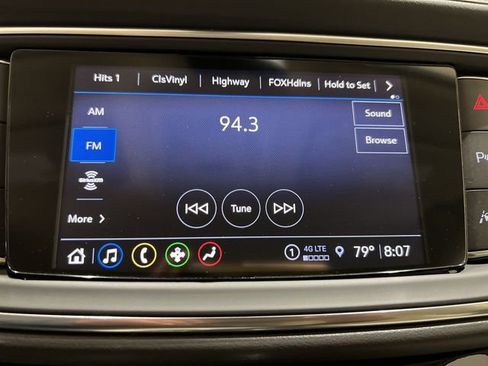 Used 2024 Buick Enclave Essence FWD image 12