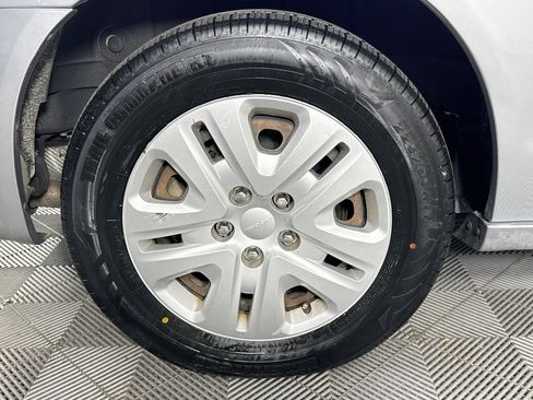 Used 2018 Dodge Grand Caravan SE FWD image 55