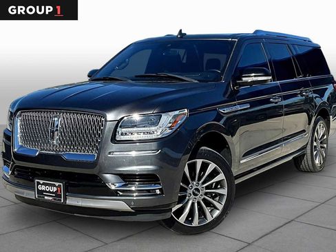Used 2018 Lincoln Navigator L Select w/ Technology Package image 1