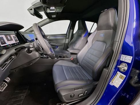 Used 2024 Volkswagen Golf R image 21