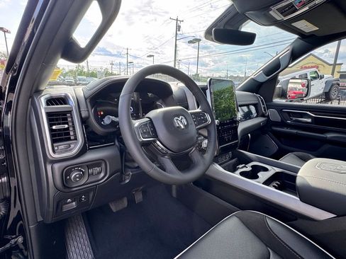 New 2026 RAM 1500 Laramie AWD/4WD image 13