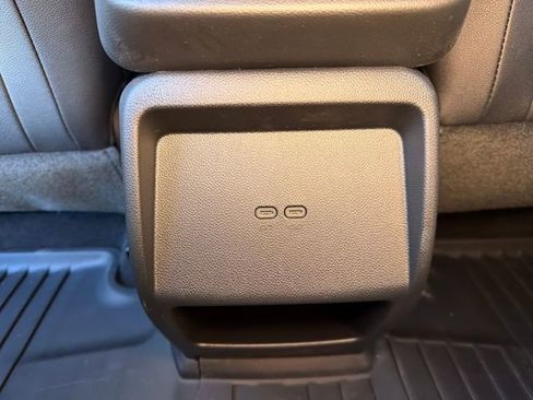 New 2026 Chevrolet Equinox EV LT image 25