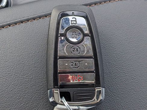 New 2025 Lincoln Aviator Reserve w/ Illumination Package image 31