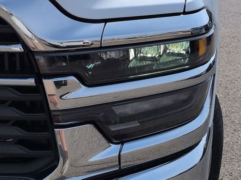 New 2026 RAM 2500 Tradesman AWD/4WD image 11