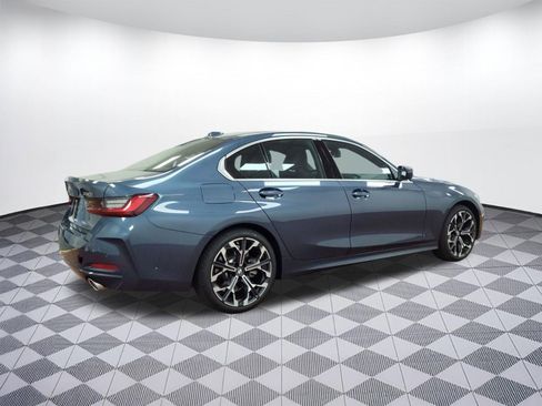 Used 2026 BMW 330i xDrive Sedan w/ Premium Package AWD/4WD image 8